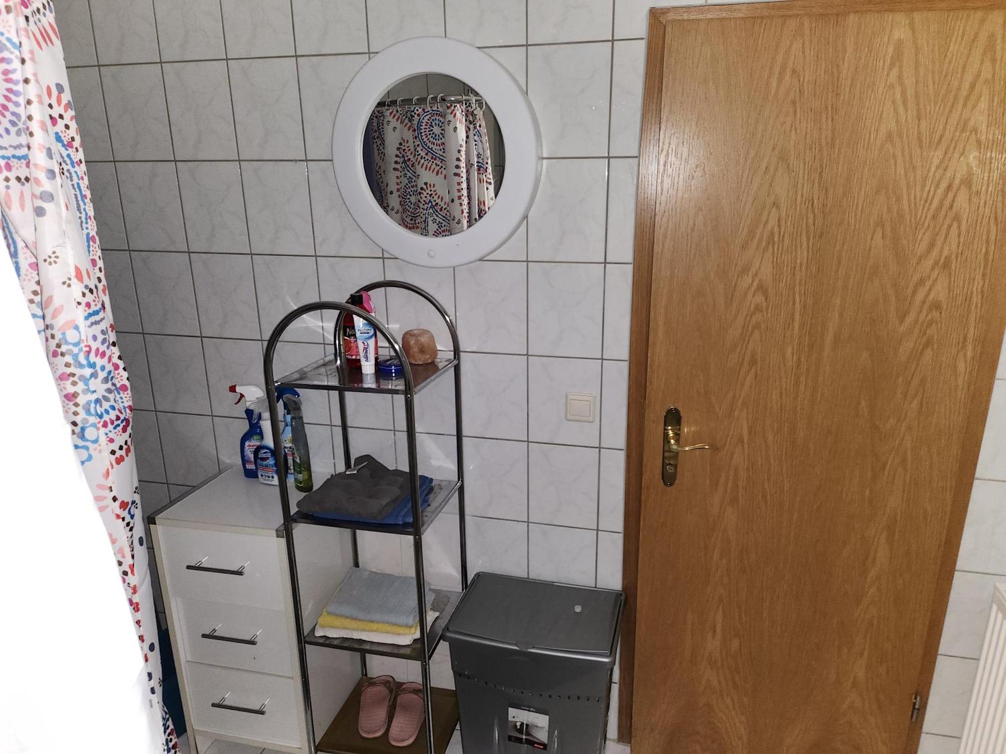 Halle, Top -Preise, 79 Qm Sd Fewo, Eg, Wahlweise Mit 1- 3 Dz, Tv Lounge, Kueche, Bad Wc Einfach Und Gut, Langzeitmieter Vb Preise ハレ エクステリア 写真